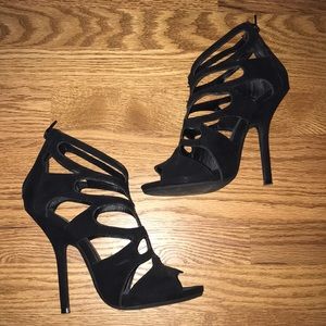 Charlotte Russe women’s 8 black cut out heels